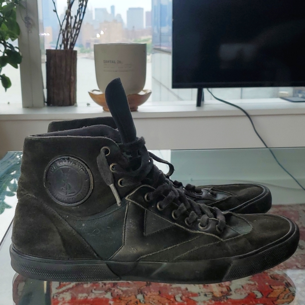 Vintage Saint Laurent YSL high top sneakers